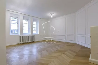 Gospodar Jevremova | 4zida.rs