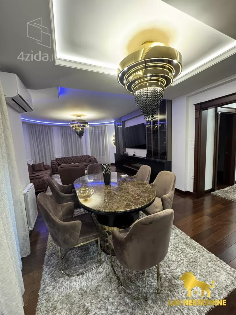 Troiposoban stan | 4zida