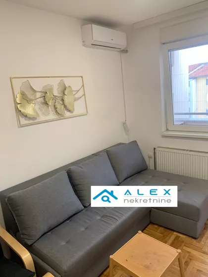 Bogdana Šuputa | 4zida.rs