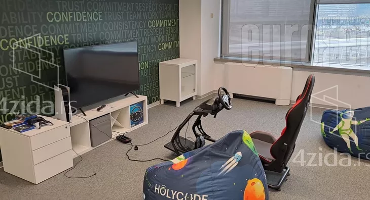 Poslovni prostor | 4zida