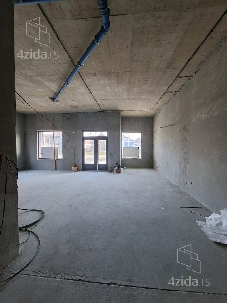 Poslovni prostor | 4zida