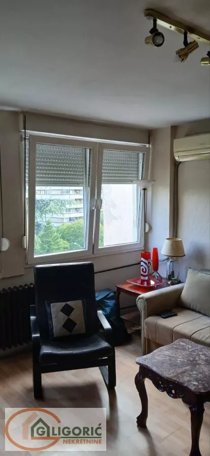 Ustanička | 4zida.rs