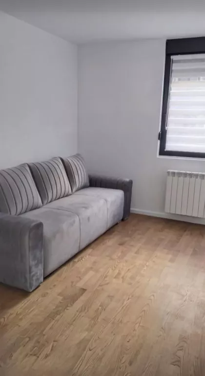 Mirka Milojkovica | 4zida.rs