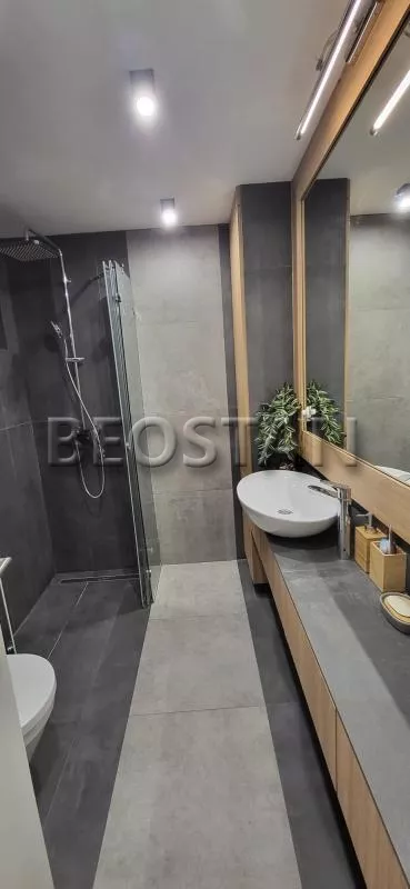 Omladinskih brigada | 4zida.rs