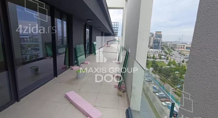 Šestosoban stan | 4zida