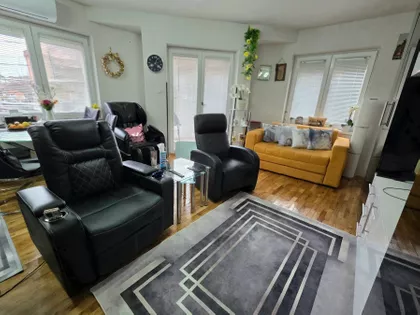 Gradske lokacije | 4zida.rs