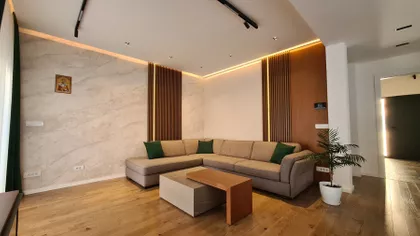 Milana Vukosa | 4zida.rs