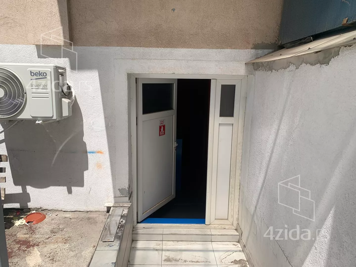 Lokal | 4zida