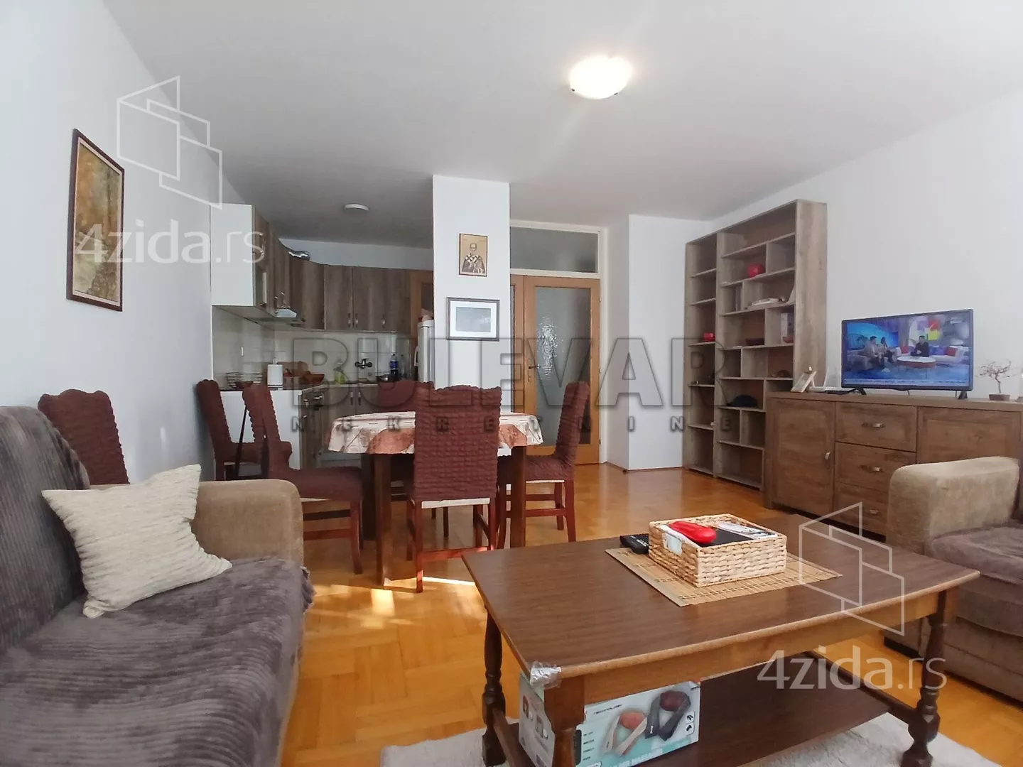 Dvoiposoban stan | 4zida