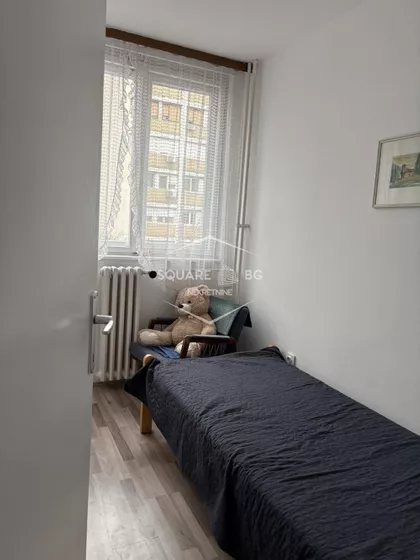 Pariske komune | 4zida.rs