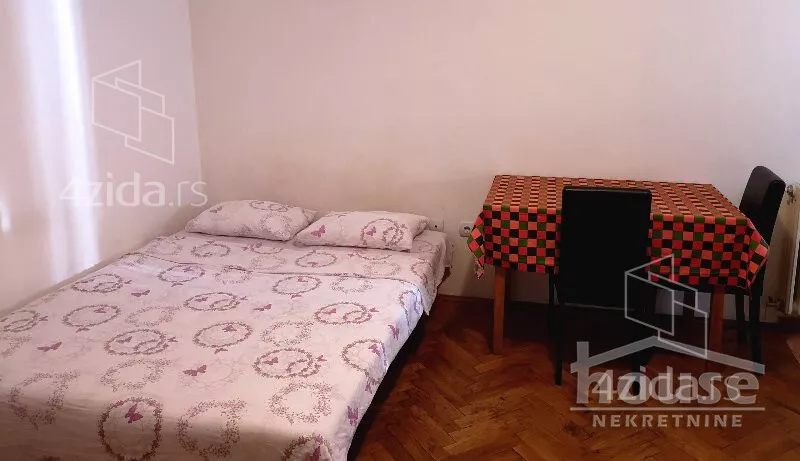 Garsonjera | 4zida