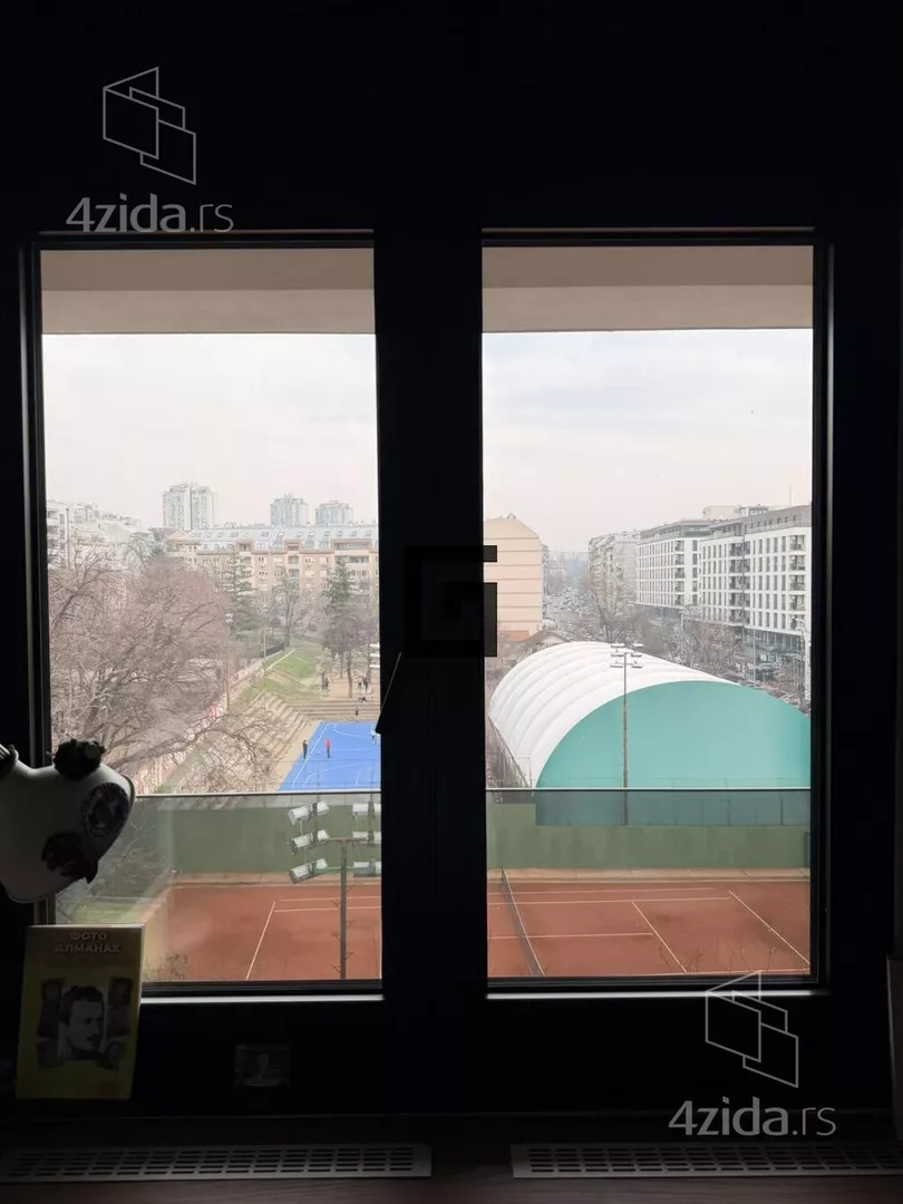 Petosoban stan | 4zida