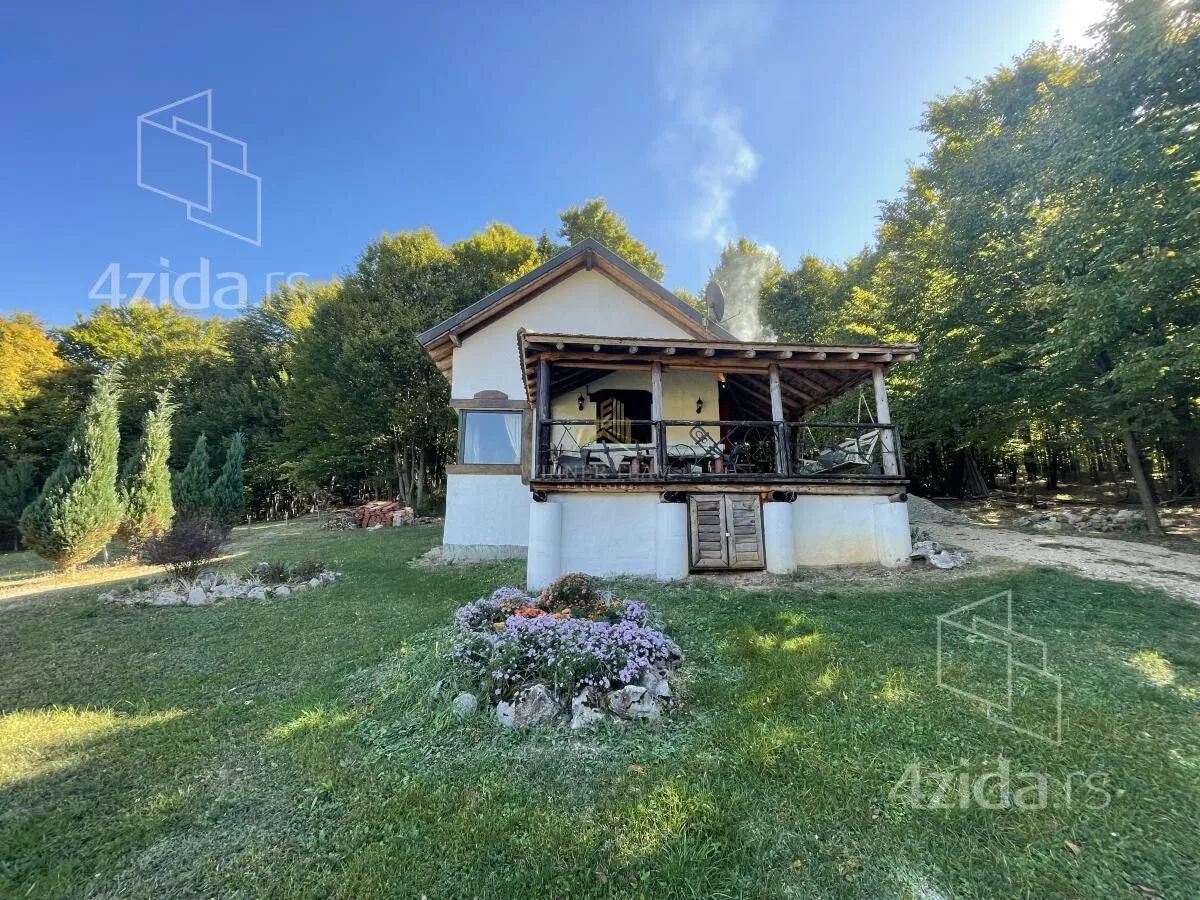 Kuća | 4zida