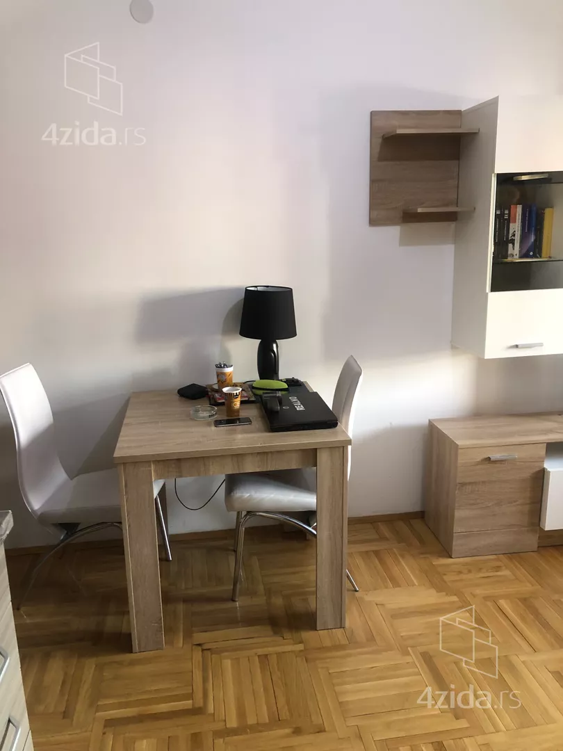 Garsonjera | 4zida