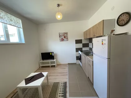 Cetinjska | 4zida.rs