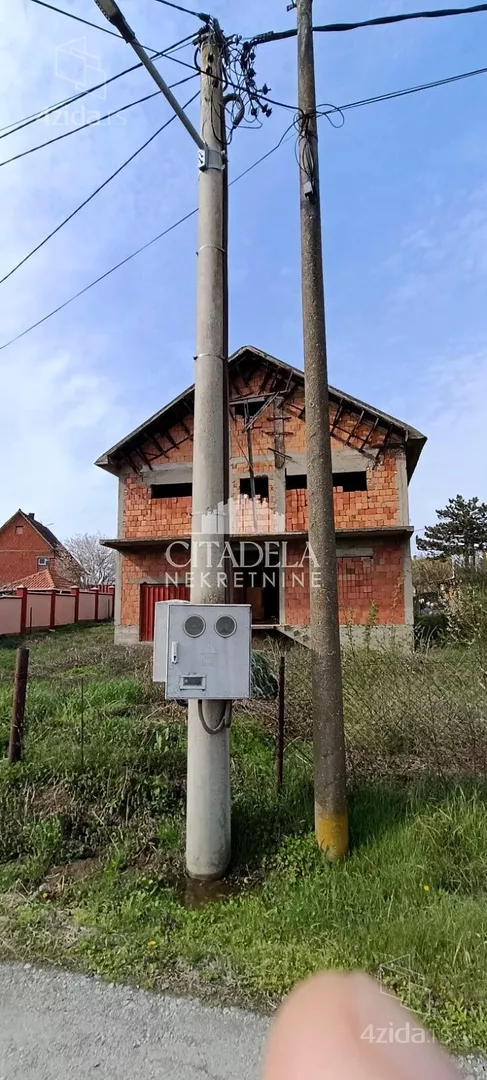2-etažna kuća | 4zida