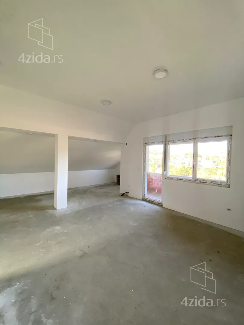 Turistički objekat | 4zida