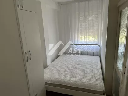 Bulevar Cara Lazara | 4zida.rs