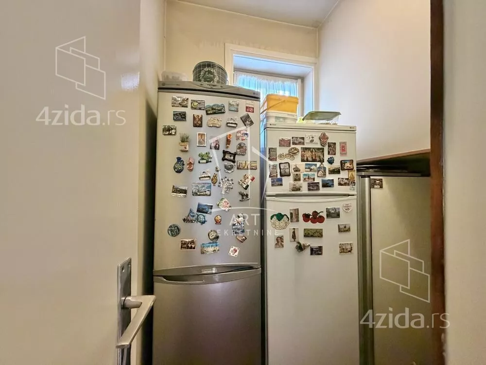 Petoiposoban stan | 4zida