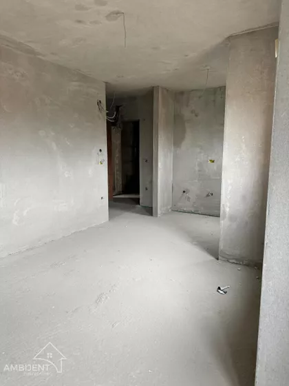 Stari Banovci | 4zida.rs