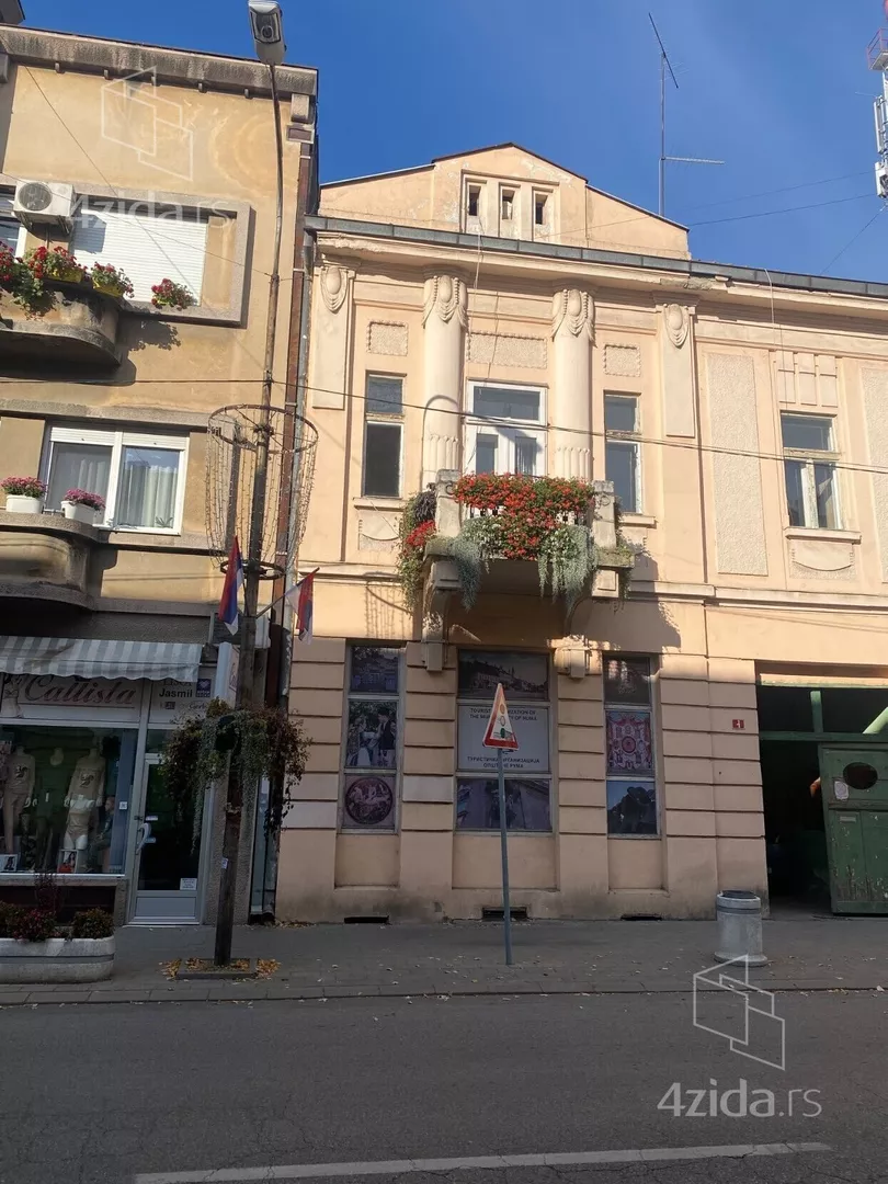 Poslovni prostor | 4zida