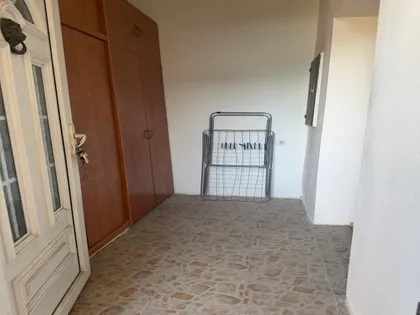 Pola Gogena 8 | 4zida.rs