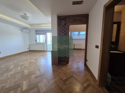 Vašarište | 4zida.rs