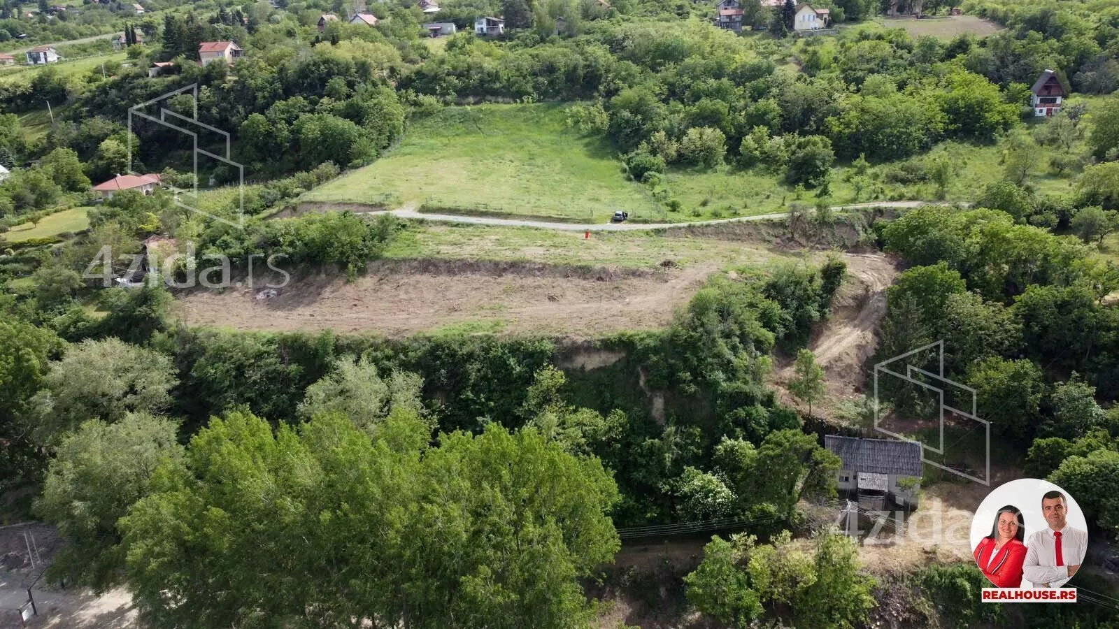Građevinsko zemljište | 4zida