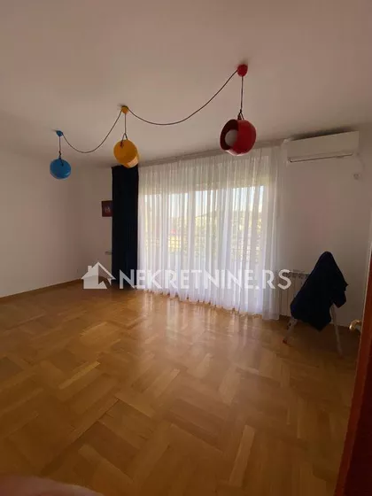 Aleksandra Tirnanića Tirketa | 4zida.rs