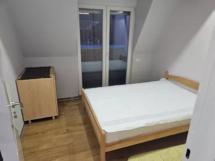 Karađorđeva | 4zida.rs