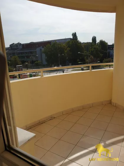 STRAŽILOVSKA | 4zida.rs