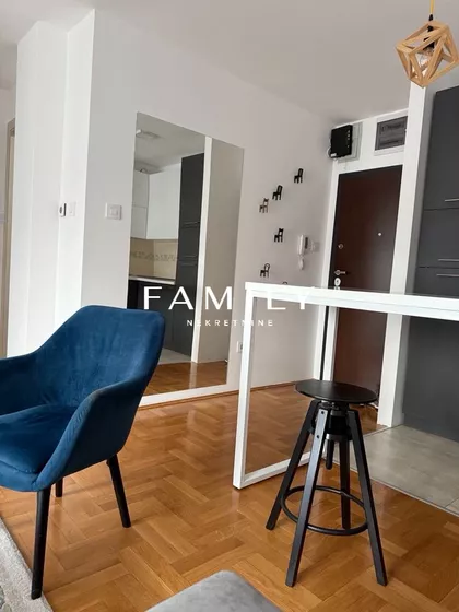 Braće Ribnikar | 4zida.rs