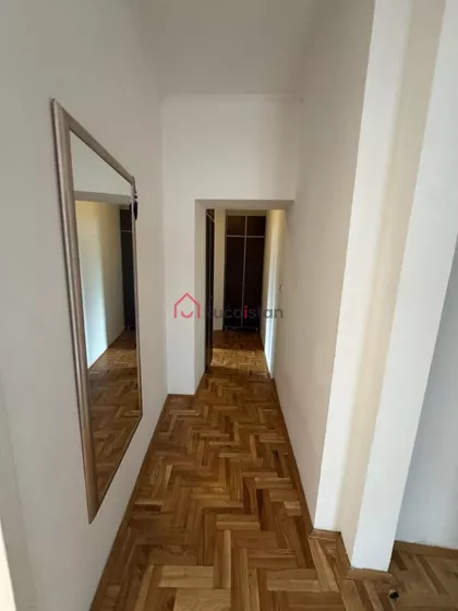 Ustanička | 4zida.rs