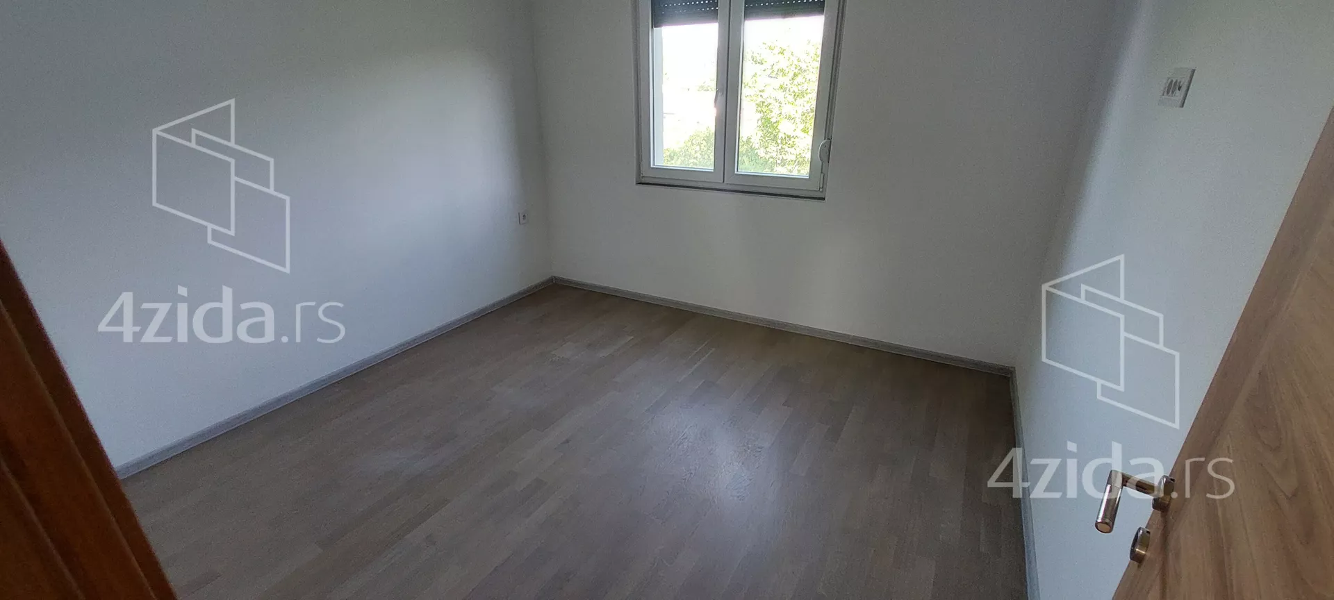 Fotografija stana 15 od 26