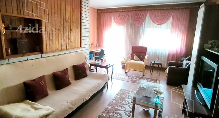 3-etažna kuća | 4zida