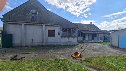 Ive Lole Ribara 64 | 4zida.rs