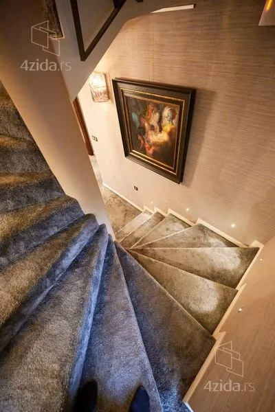 4-etažna kuća | 4zida