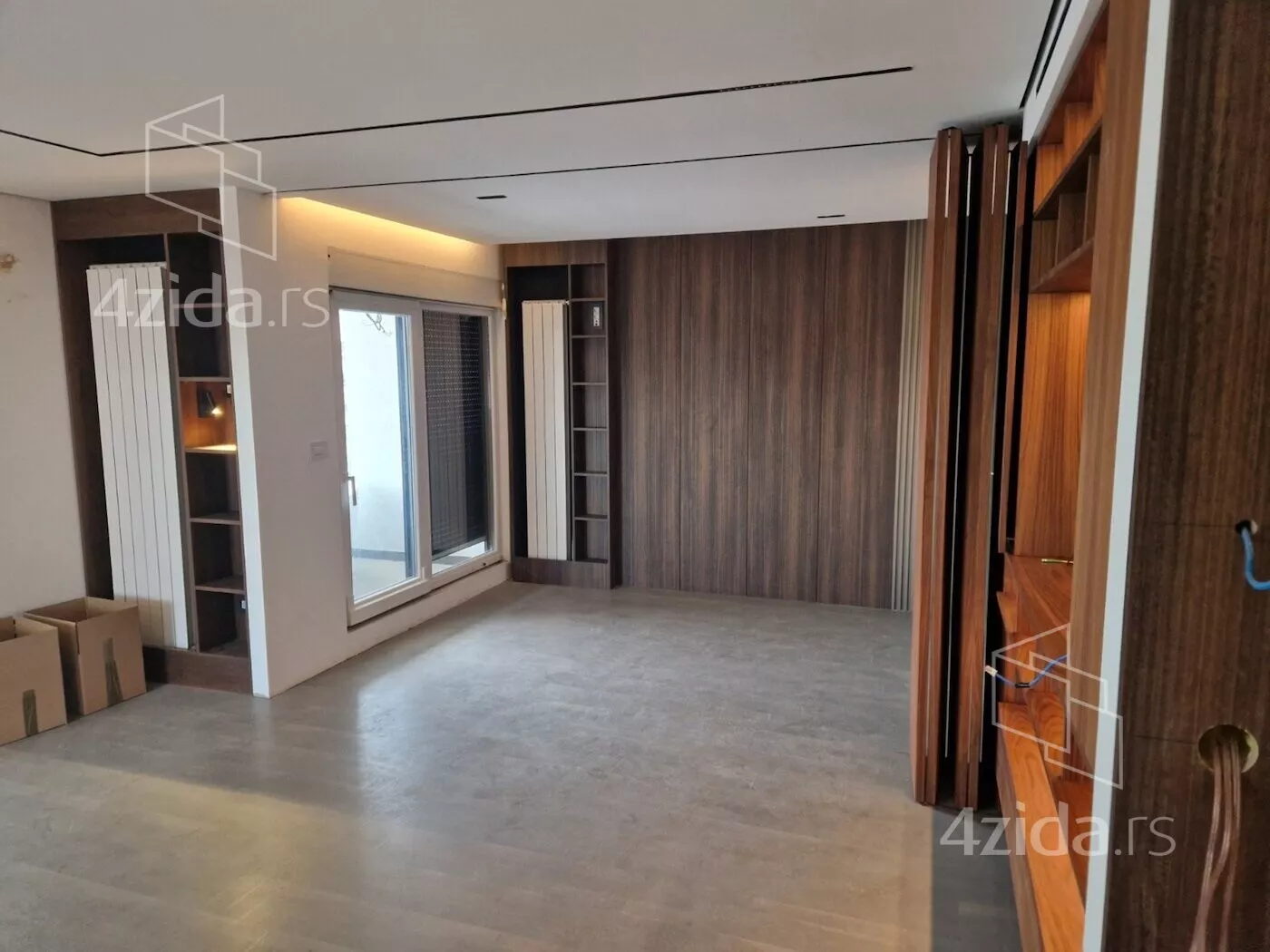 Troiposoban stan | 4zida