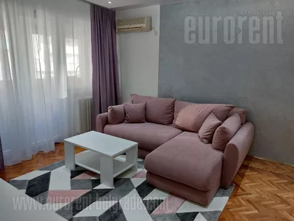CENTAR | 4zida.rs