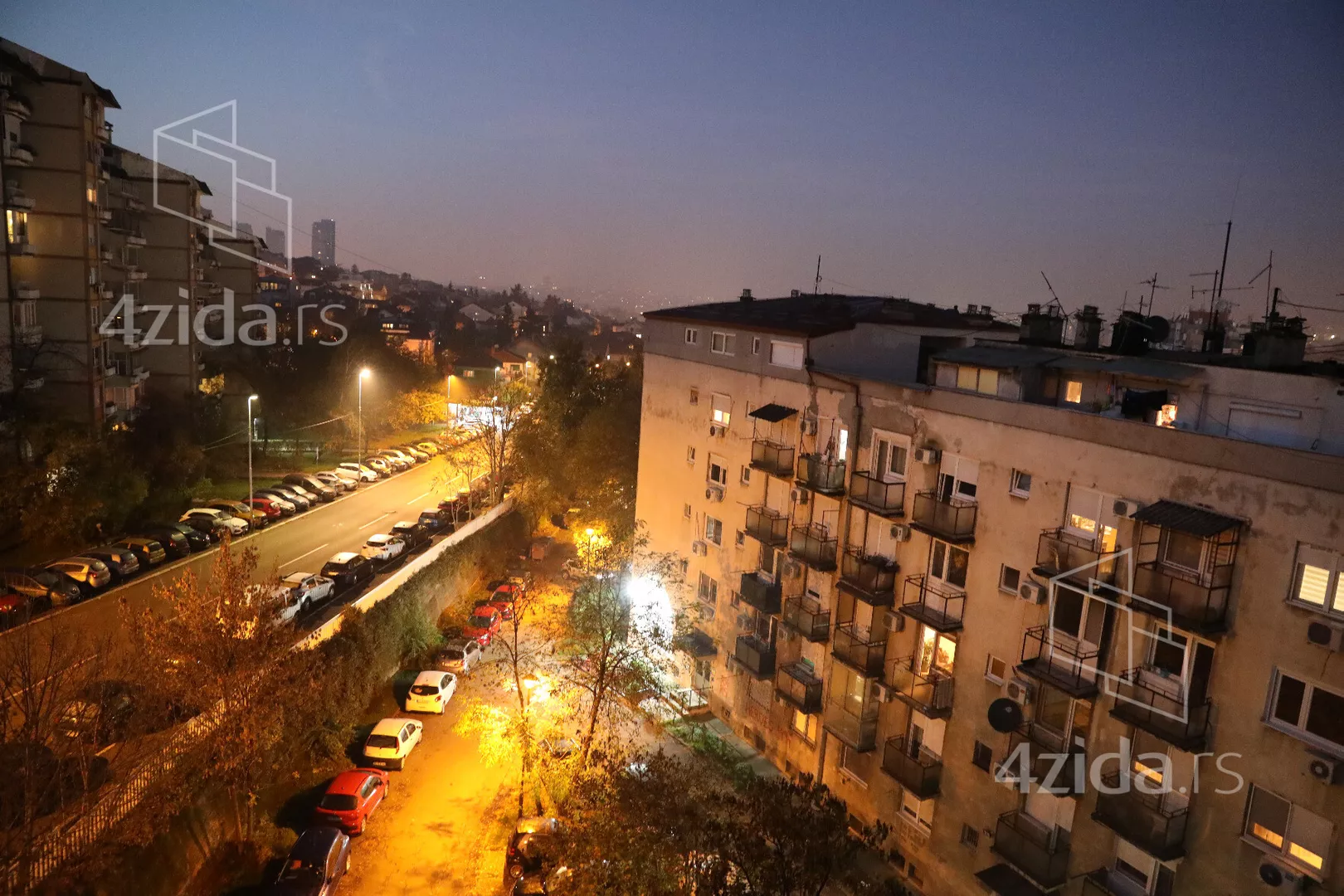 Dvoiposoban stan | 4zida