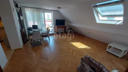 Prve Pruge | 4zida.rs