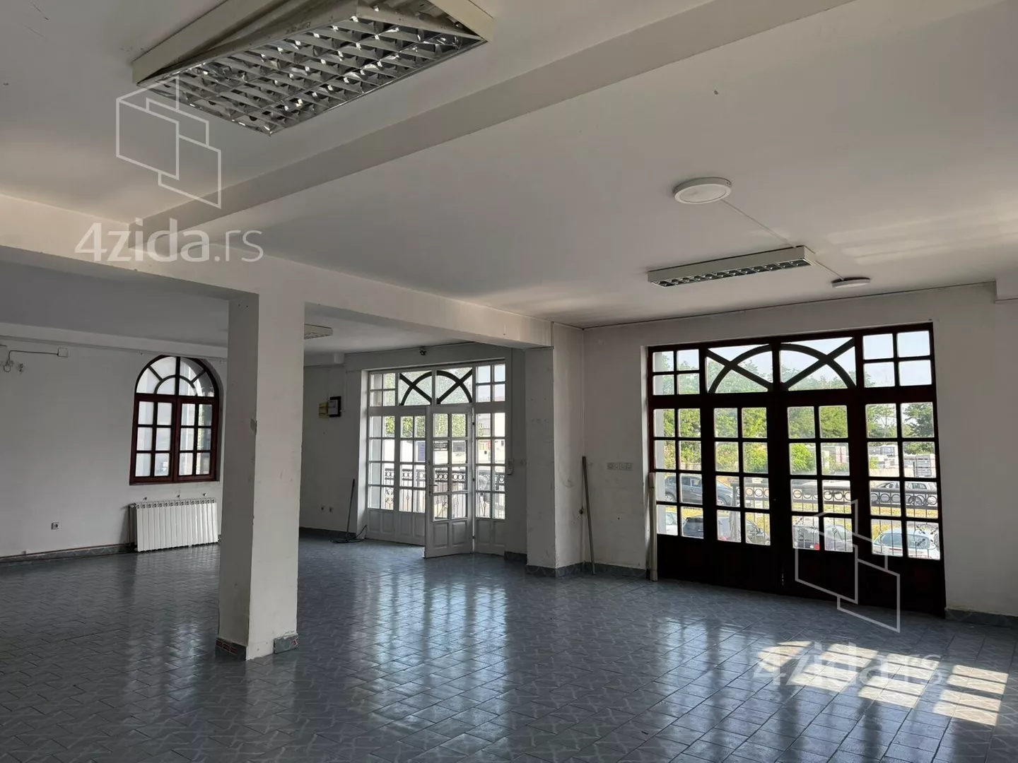 Poslovni prostor | 4zida