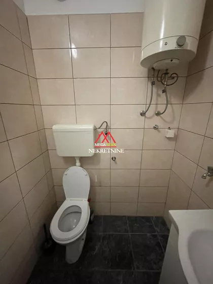 Trg Komenskog | 4zida.rs