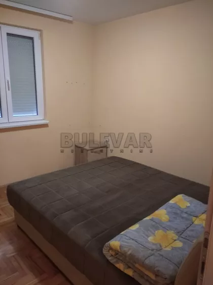Knjazevačka | 4zida.rs