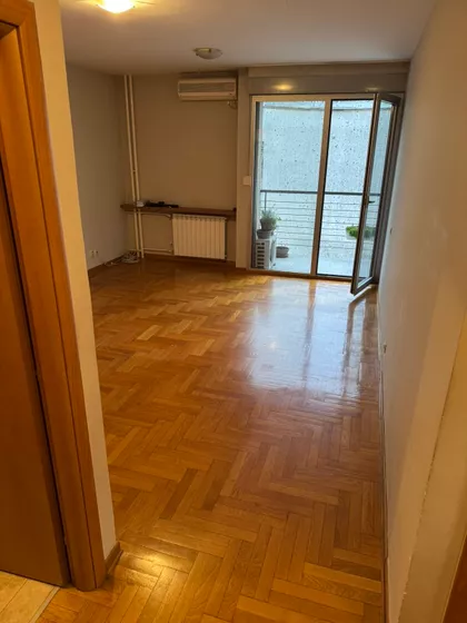 Vukov Spomenik | 4zida.rs