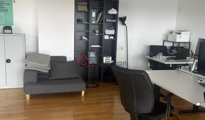 Četvoroiposoban stan | 4zida