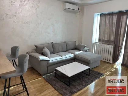 Bulevar Oslobođenja | 4zida.rs