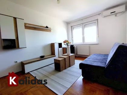 Grbavica | 4zida.rs