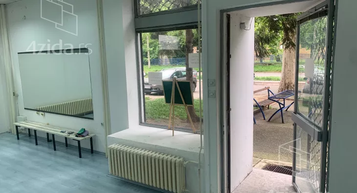 Poslovni prostor | 4zida