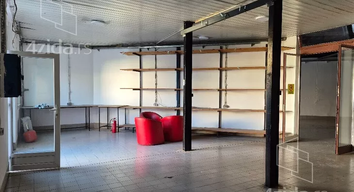 Poslovni prostor | 4zida